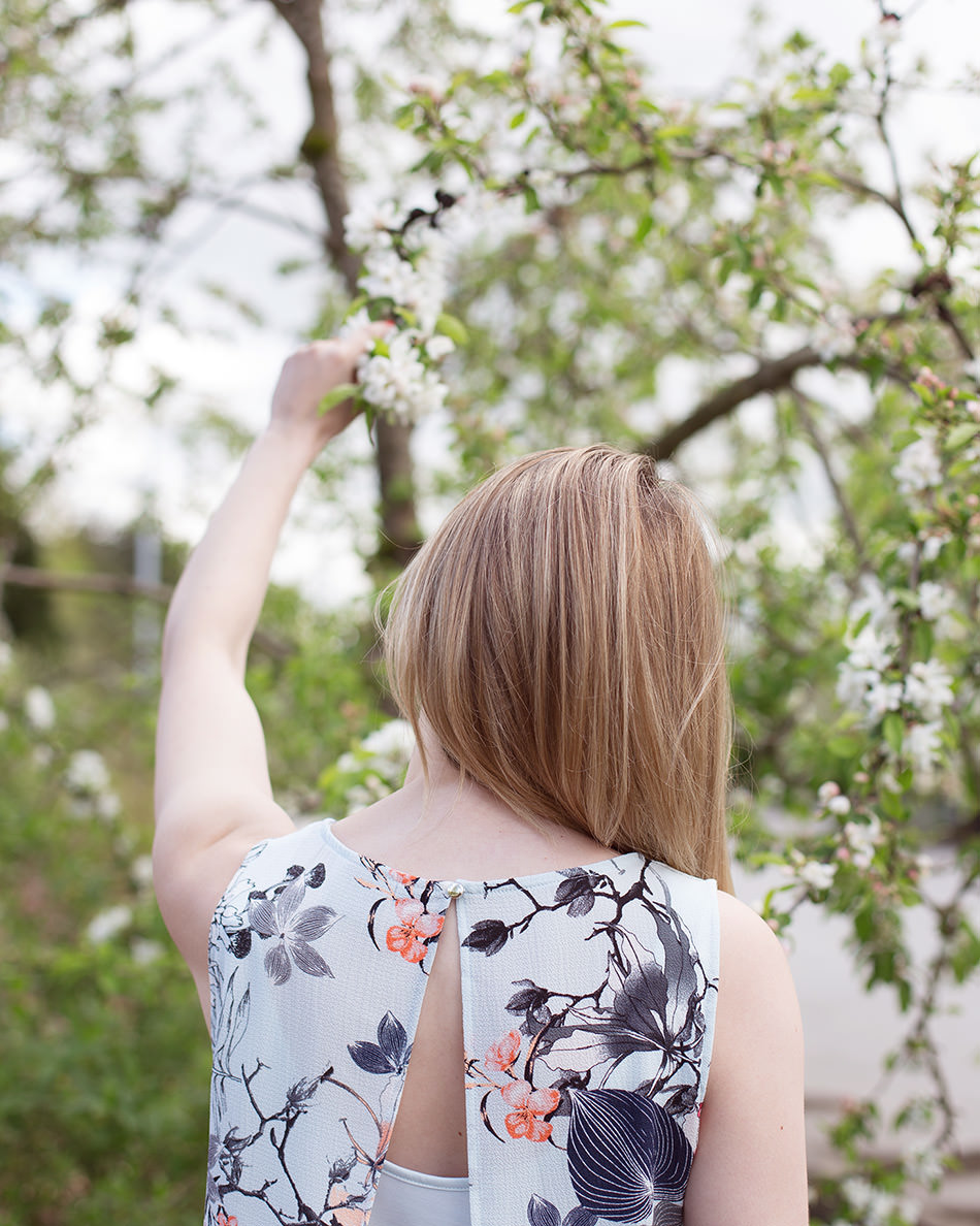 Silver Icing Botanical Top