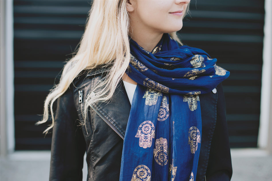 Hamsa Scarf